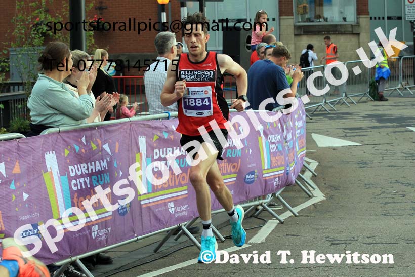The Durham City Run 10k, 2022 Durham City Run 5k and 10k Road Races, Friday, july 15th, Photo: David T. Hewitson/Sports for All Pics